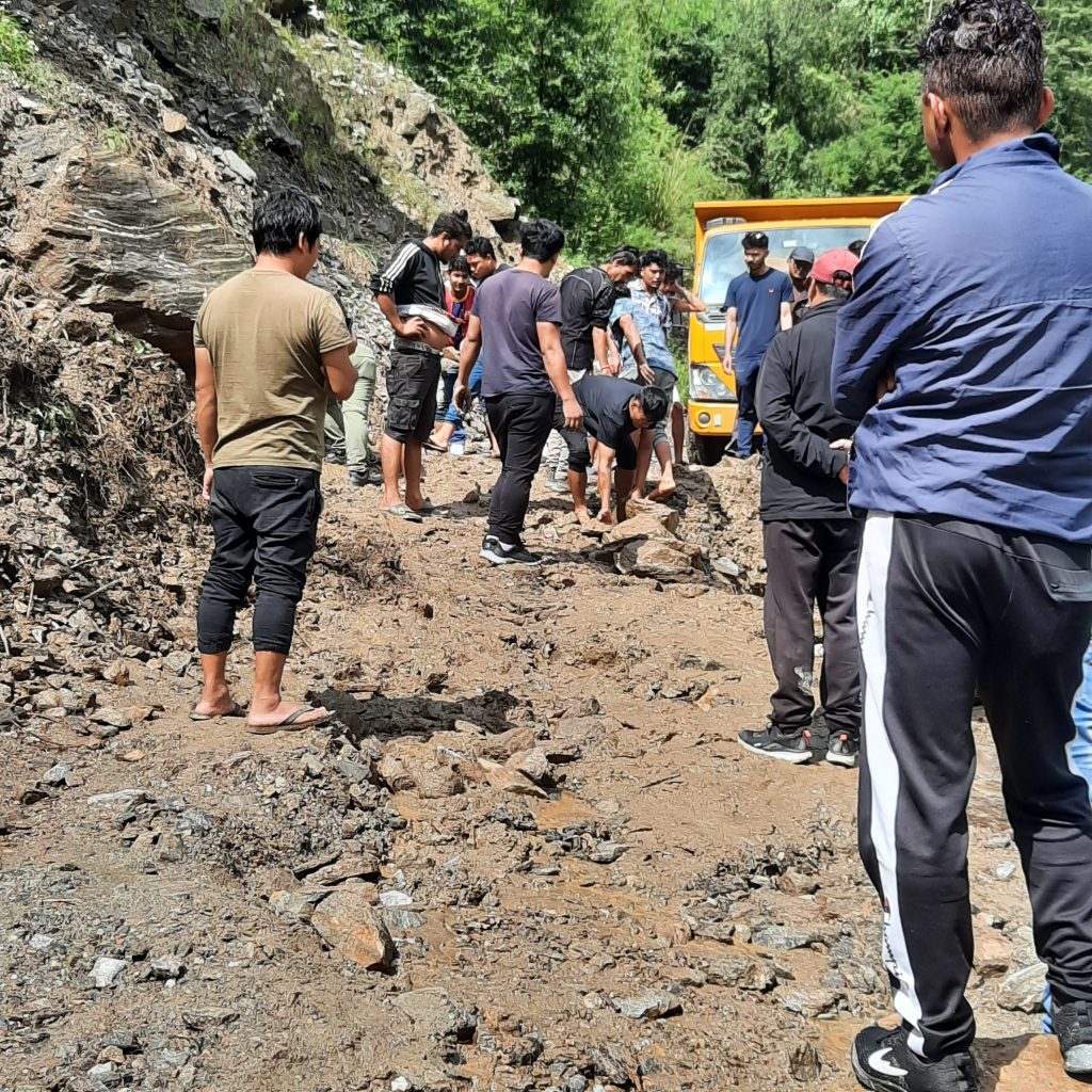 B12118A5-8145-44D0-87F7-DA2D55F2C4A1