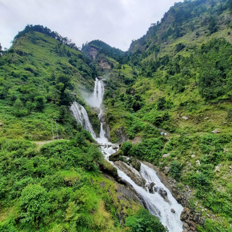 BAA9CE09-9837-4126-B645-43C9ADC126E2