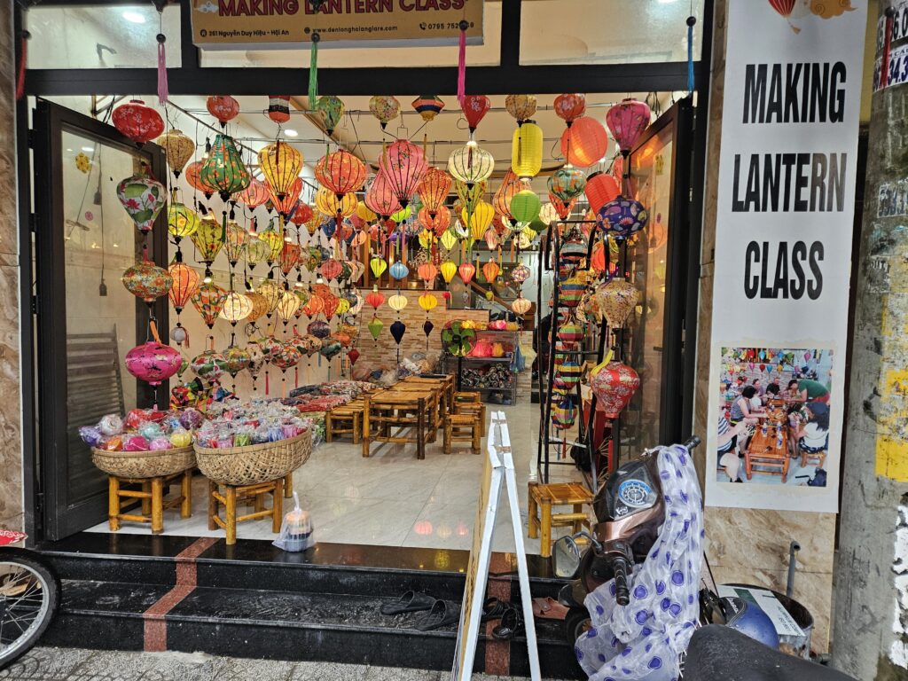Hoi An - Laternen Basteln