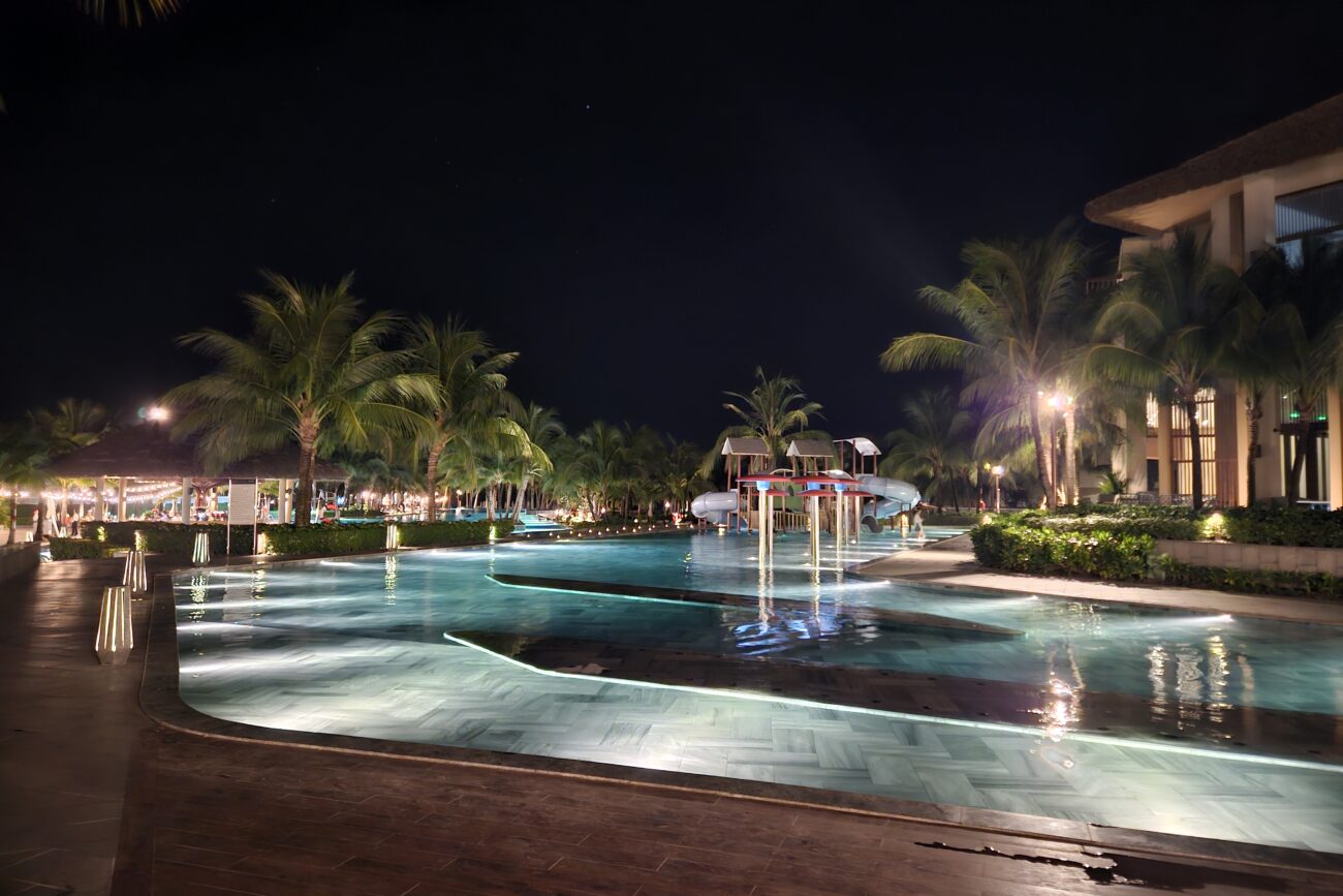 Phu Quoc - New World Resort Pool2