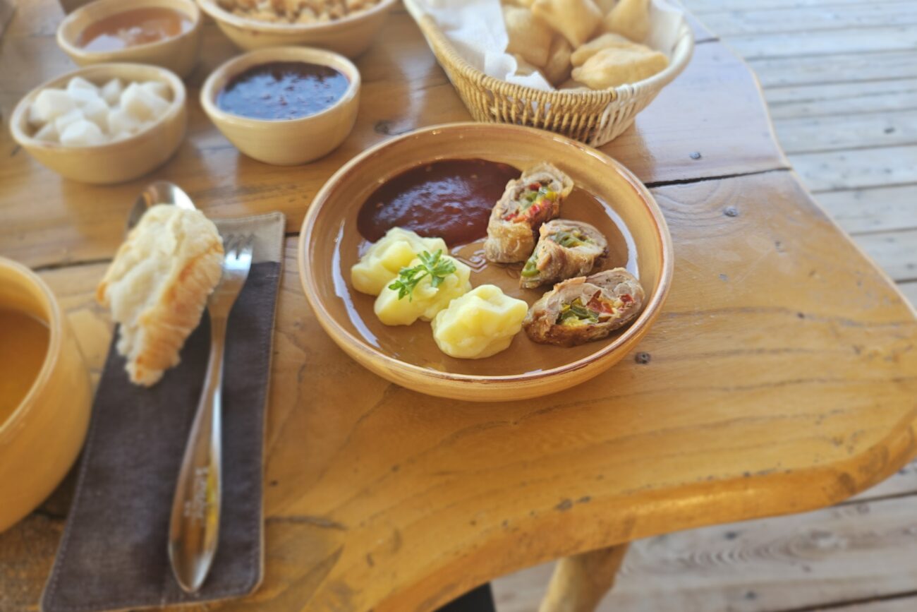 Cjon-Kemin - Abendessen