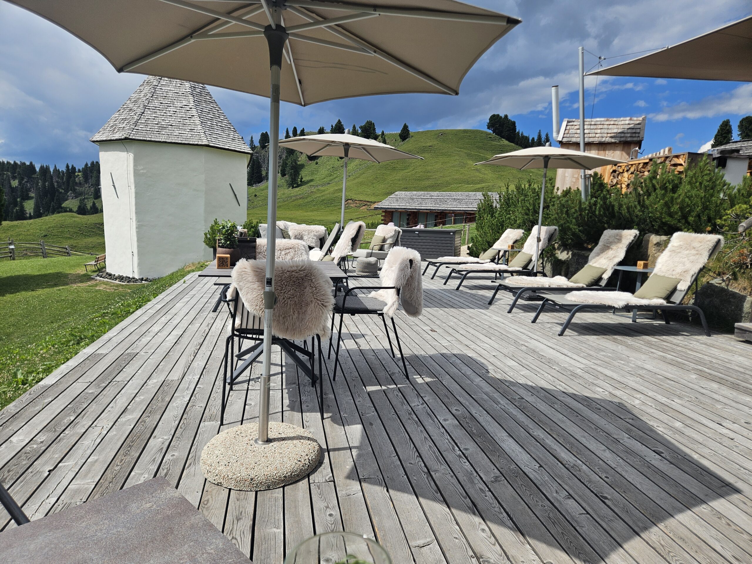 Zallinger Dolomiten - Terassen Feeling